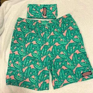 Vineyard vines swim trunk boys size large /16